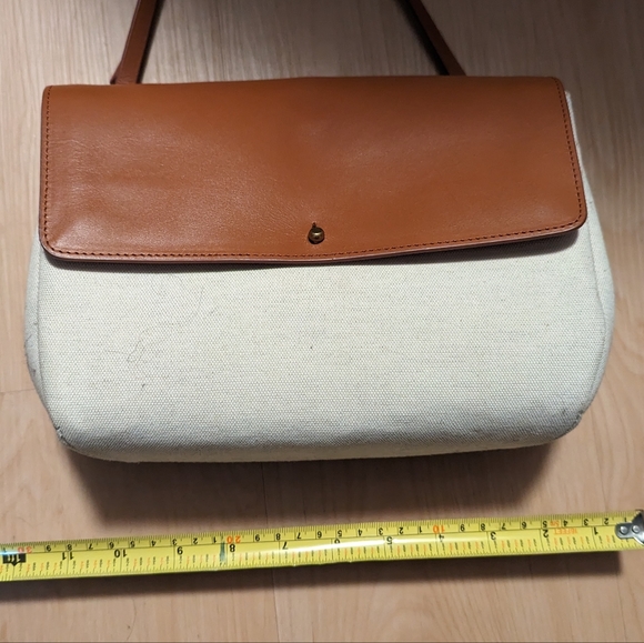 Aritzia Auxiliary Dalen bag - Picture 5 of 5